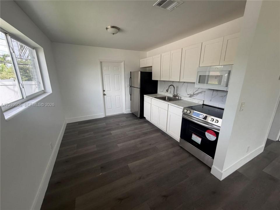 117 SE 2nd Ave 1, Hallandale Beach, 플로리다 33009, 미국