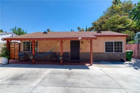 Archwood, Van Nuys, California 91406, Stati Uniti