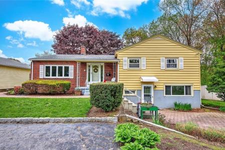 120 Grange Avenue, Woonsocket, Rhode Island 02895, USA