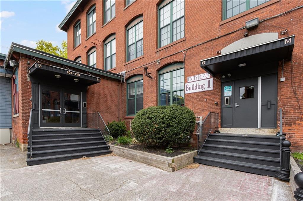 1117 Douglas Avenue 103, North Providence, Rhode Island 02904