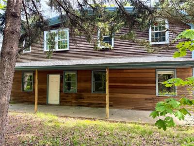 18 Railroad Avenue, South Kingstown, Rhode Island 02892, USA