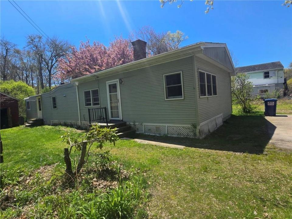 9 Buckeye Brook Road, Charlestown, 羅德島州 02813, 美國