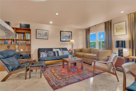 200 Diplomat Pkwy 336, Hallandale Beach, Florida 33009, USA