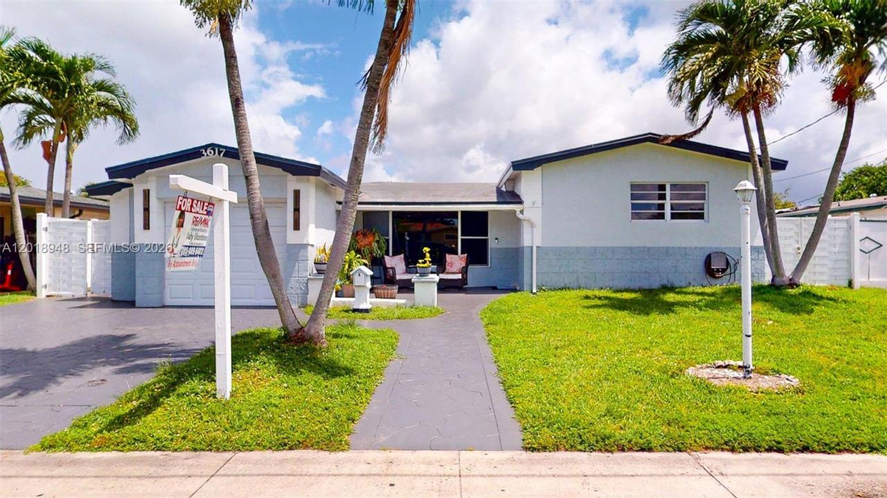 3617 NW 37th St, Lauderdale Lakes, Florida 33309, USA