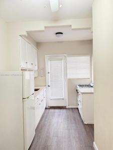 1007 Meridian Ave 9, Miami Beach, Florida 33139, USA