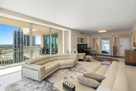 3350 SW 27th Ave 1802, Coconut Grove, Florida 33133, USA