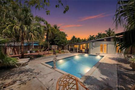 1118 NW 16th St, Fort Lauderdale, Florida 33311, USA