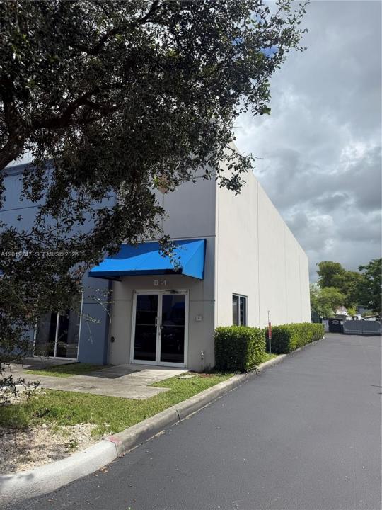 4960 NW 165th St B1, Miami Gardens, Florida 33014, Stati Uniti