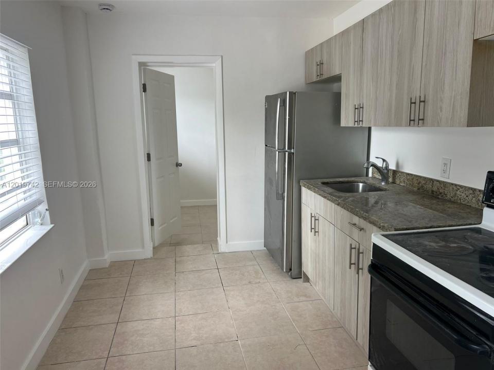 4245 NW 24th Ave 1, Miami, Florida 33142, USA