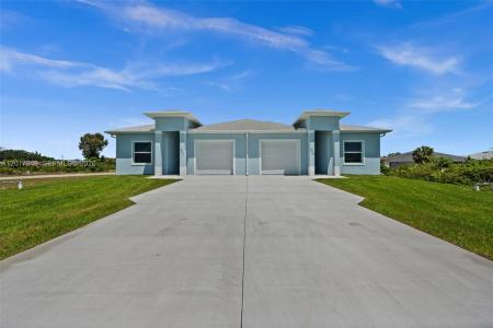 301-303 pennfield street, Lehigh Acres, Florida 33974, Amerika Birleşik Devletleri