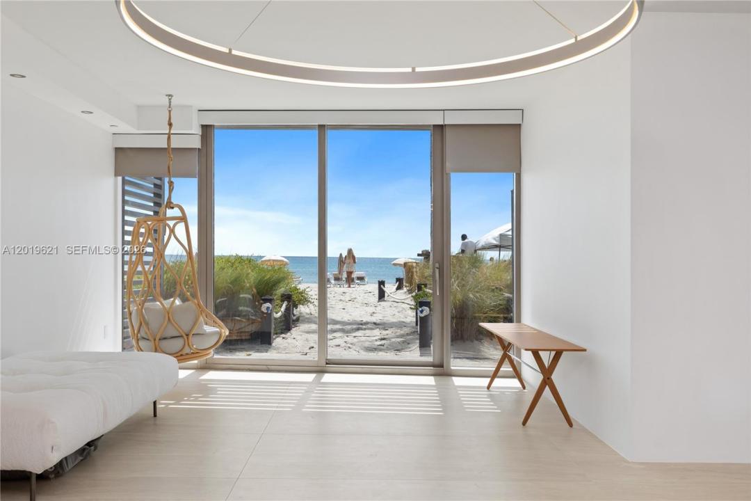 18975 Collins Ave C-1, Sunny Isles Beach, Florida 33160, USA