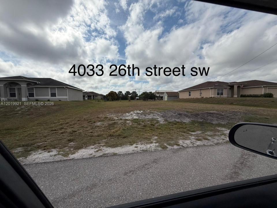 4033 26th, Flórida 33976, Estados Unidos