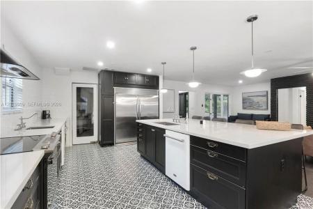 5840 SW 37th Ave, Dania Beach, Florida 33312