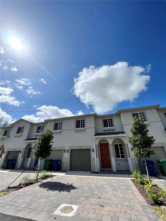 1088 NW 208th Ter 1088, Miami Gardens, Floride 33169, États-Unis