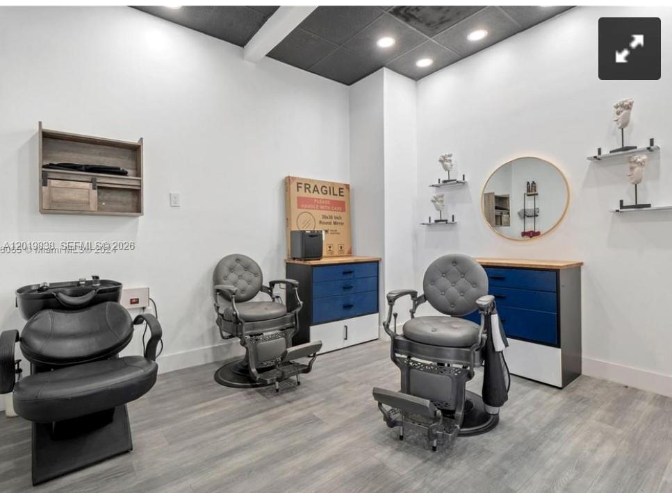 2300 W 84th St, Hialeah, Floride 33016, États-Unis