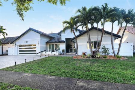 16183 NW 15th St, Pembroke Pines, פלורידה 33028, ארצות הברית של אמריקה 