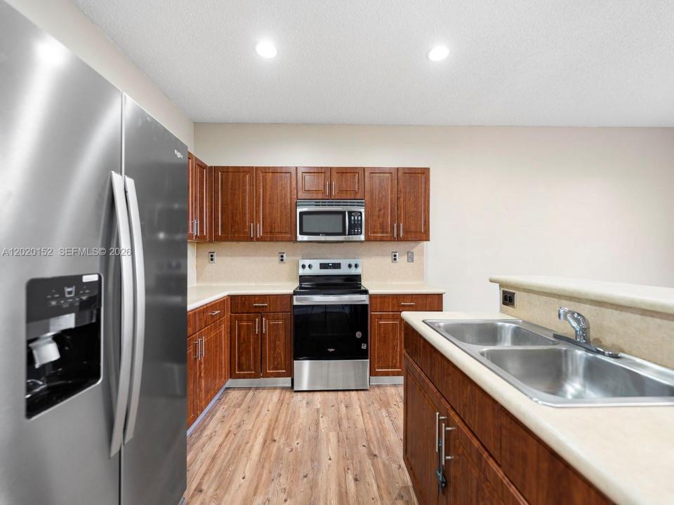 1049 NE 42nd Pl, Homestead, Floride 33033, États-Unis