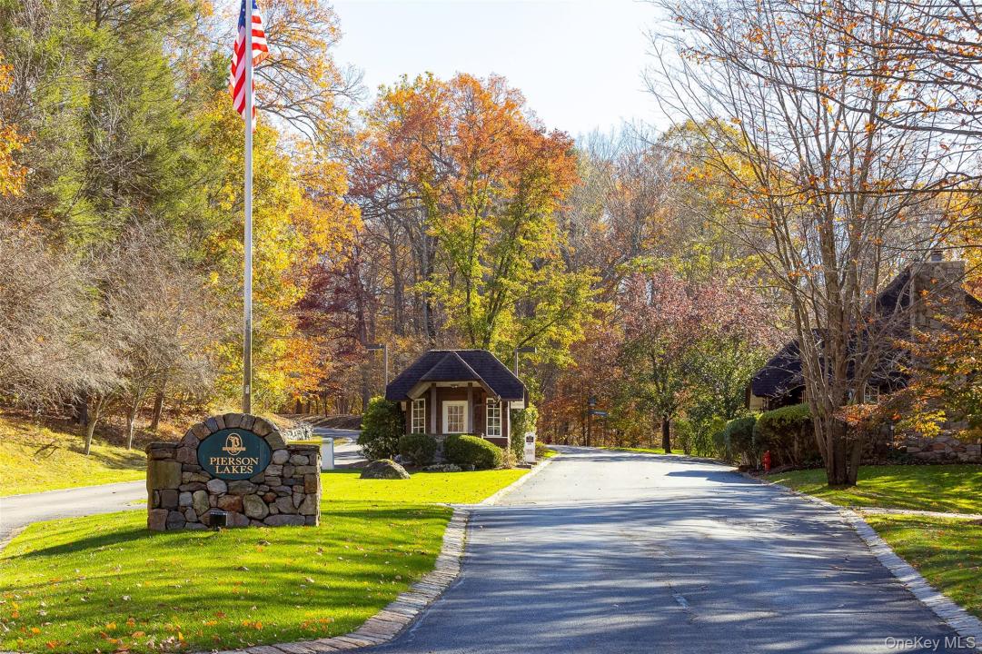 51 Tablerock Circle, Ramapo, New York 10974, Amerika Birleşik Devletleri
