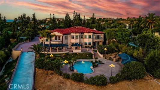 Brandon Court, Riverside, California 92506, Stati Uniti