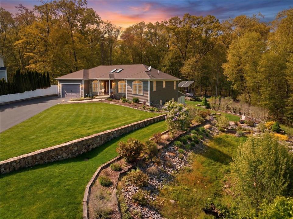 304 Gauthier Drive, Woonsocket, Rhode Island 02895, Estados Unidos