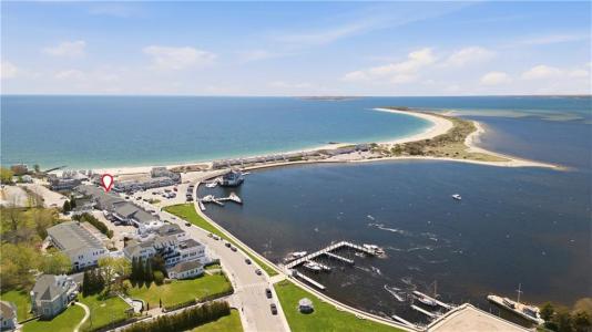 118 Bay Street 4, Westerly, Rhode Island 02891, États-Unis