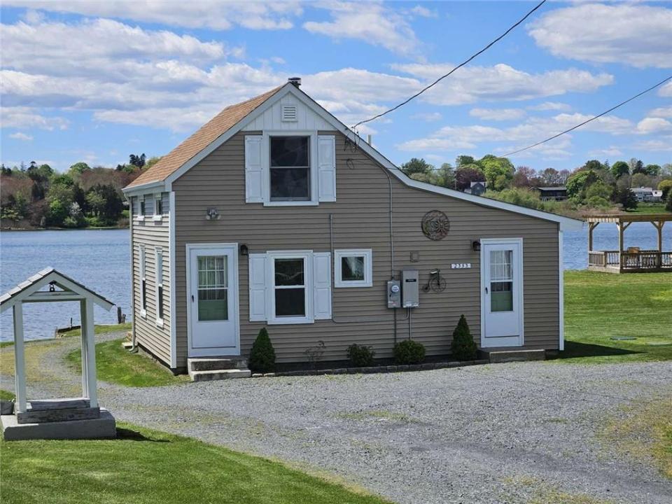 2353 Main Road, Tiverton, Rhode Island 02878, États-Unis