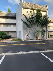 7797 Golf Cir Dr 310, Margate, Florida 33063, USA