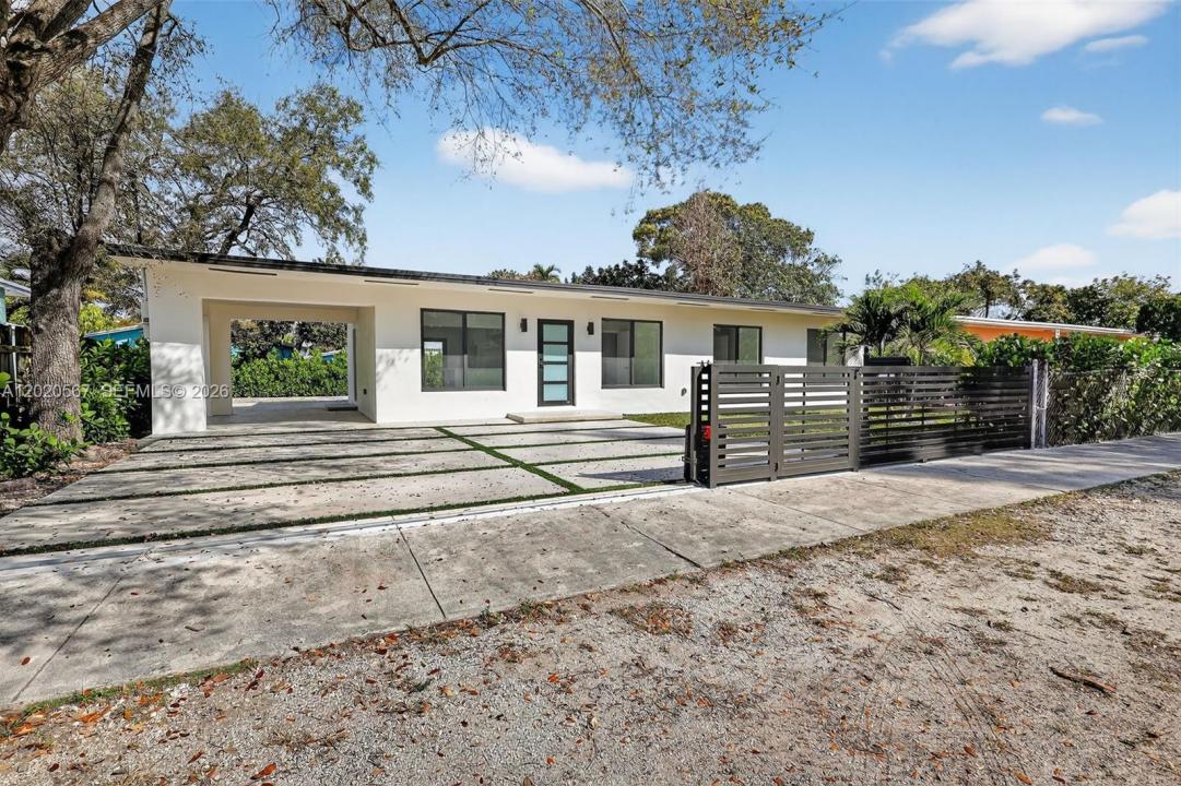 53 NW 68th St 0, Miami, Florida 33150, Stati Uniti