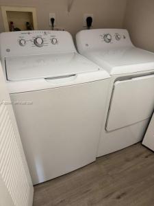1919 VAN BUREN 619A, Hollywood, Florida 33020, USA