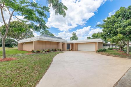 5201 Yellow Pine Ln 0, Tamarac, Florida 33319