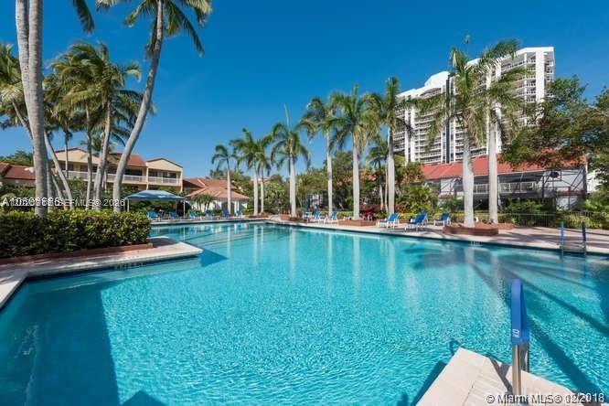 3610 Yacht Club Dr 1511 Penthouse, Aventura, Floride 33180, États-Unis