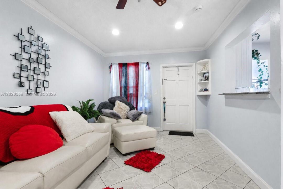 2219 Polk St 5A, Hollywood, Floride 33020, États-Unis