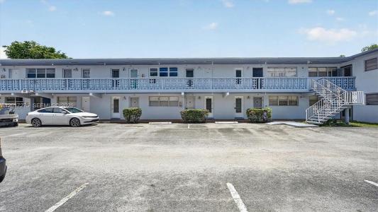 300 NE 191st St 219, Miami, 佛羅里達州 33179, 美國