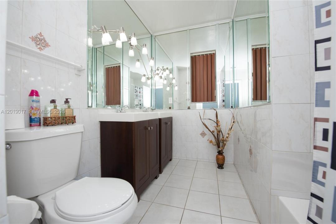 731 NW 17th St, Homestead, Floride 33030, États-Unis