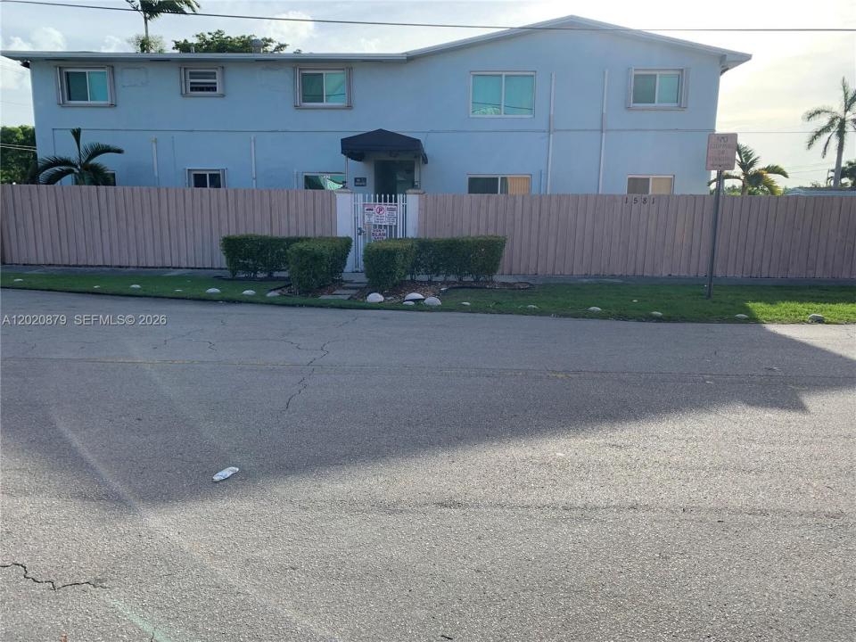1581 NE 8th St 7, Homestead, Floride 33033, États-Unis