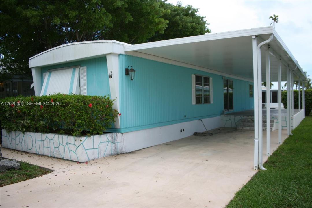 13 Old State Rd, Key Largo, פלורידה 33037, ארצות הברית של אמריקה