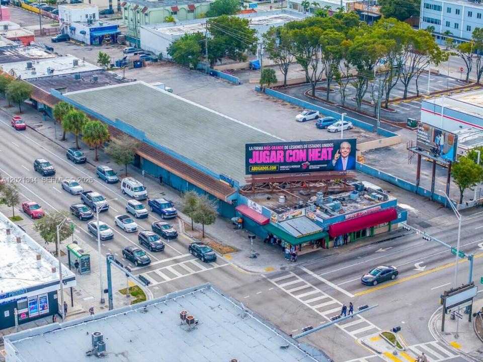 1190 W Flagler St, Miami, Florida 33130, USA