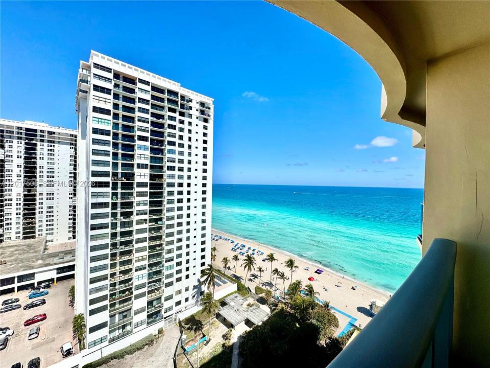 2501 S Ocean Dr PH4, Hollywood, Floride 33019, États-Unis