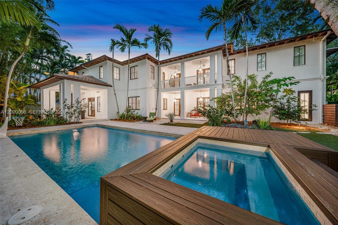 4196 S Douglas Rd, Miami, Floryda 33133, USA