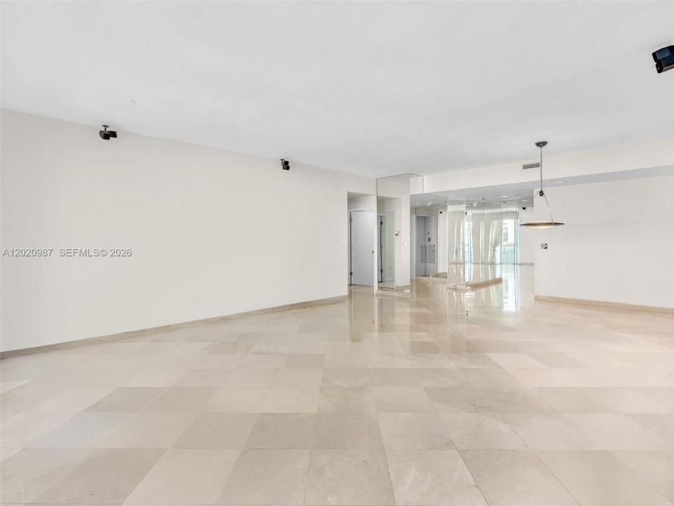 10101 Collins Ave 18C + CABANA, Bal Harbour, Florida 33154, Stati Uniti
