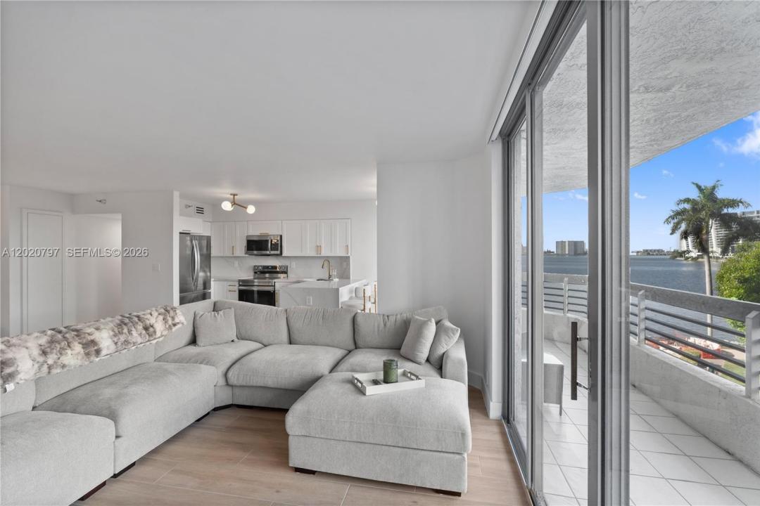 19101 NE 36th Ct 402, Aventura, Floride 33180, États-Unis