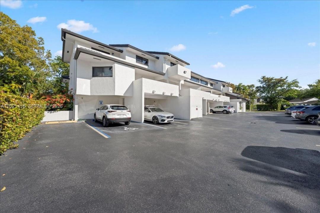 5750 Turin St 207, Coral Gables, Flórida 33146, Estados Unidos
