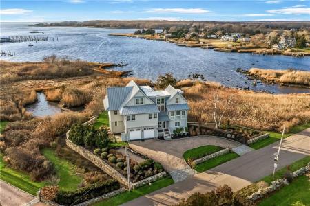111 Avondale Road, Westerly, Rhode Island 02891, États-Unis