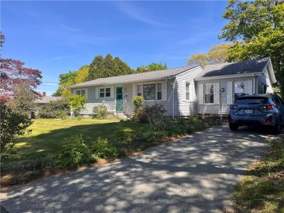 12 Willow Tree Road, Tiverton, Rhode Island 02878, USA