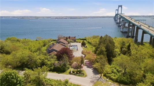 150 Bay View Drive 19, Jamestown, Rhode Island 02835, USA