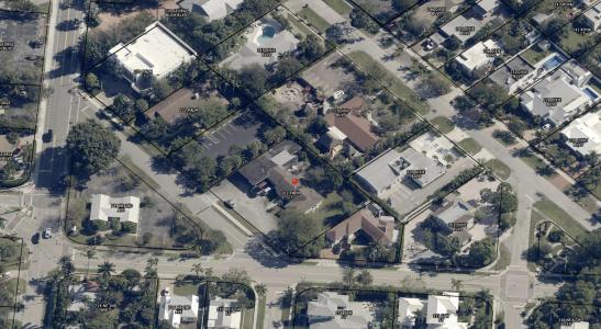 202 Palm Court, Delray Beach, Florida 33444