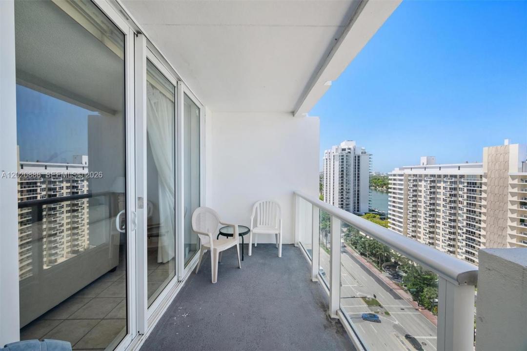 5601 Collins Ave 1718, Miami Beach, Floride 33140, États-Unis