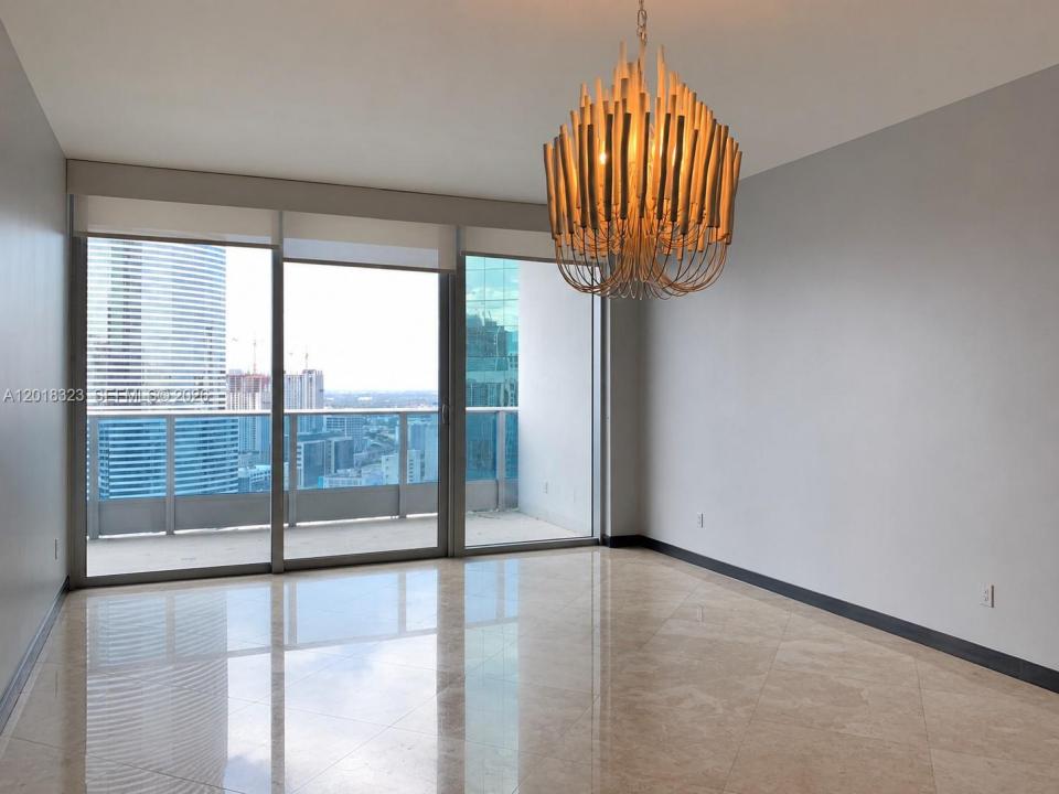 200 Biscayne Boulevard Way 4212, Miami, Florida 33131, USA
