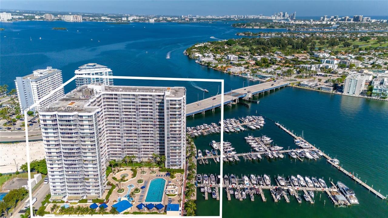 7601 E Treasure Dr 623, North Bay Village, Floride 33141, États-Unis