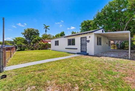 280 NW 101st St, Miami, Florida 33150, USA
